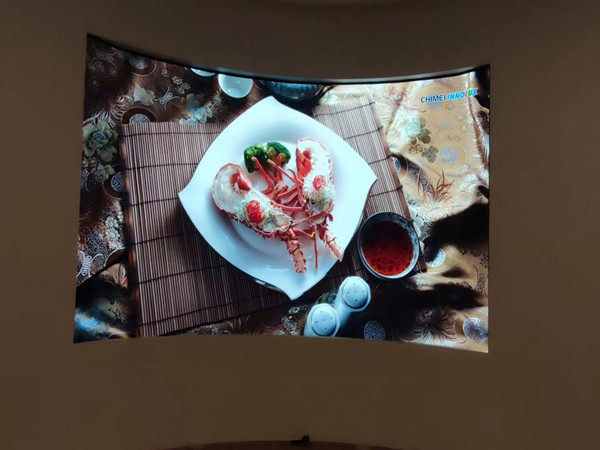 古蔺室内P2.5弧形LED屏